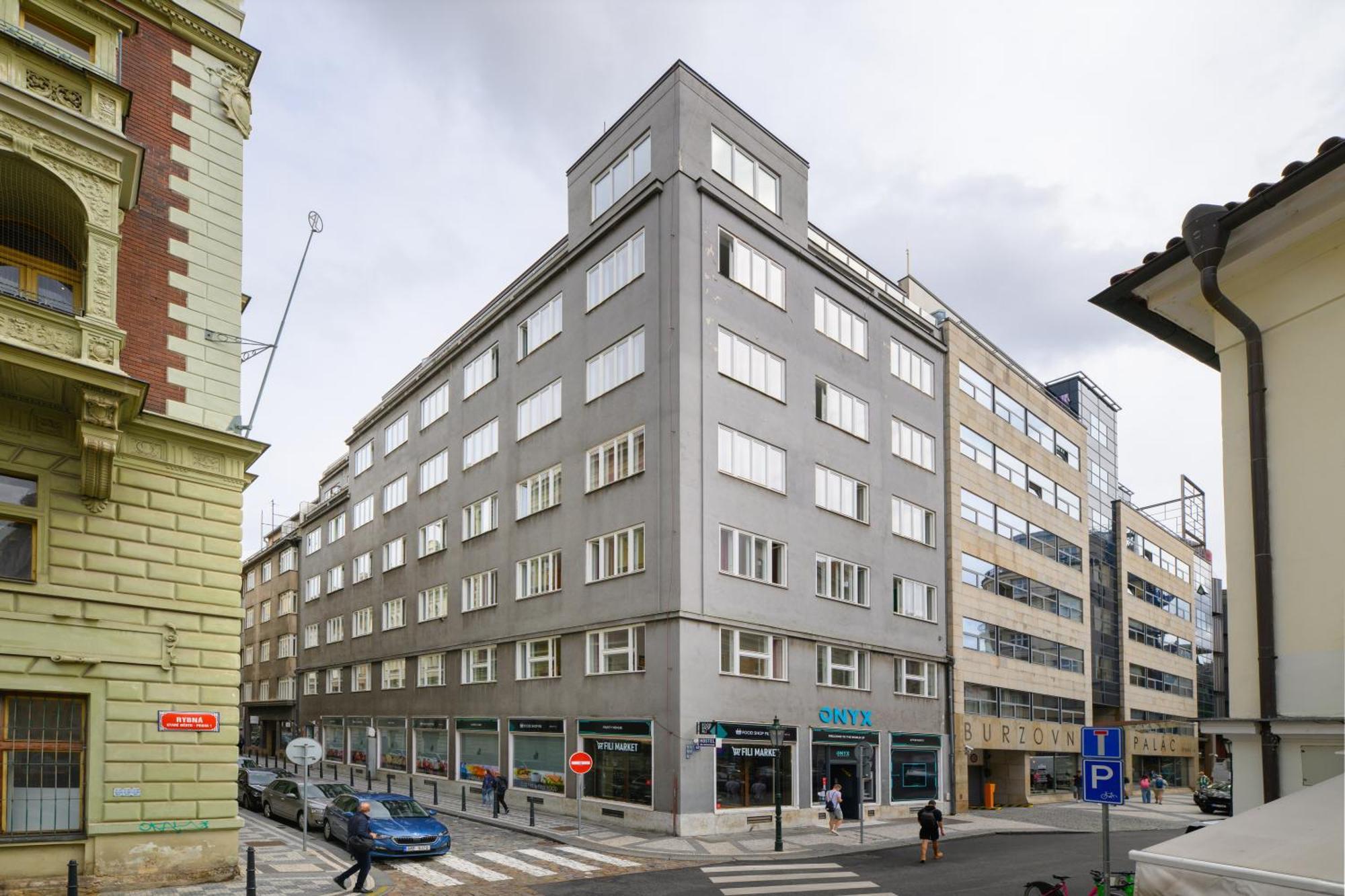 Benedikt City Center Hostel Praga Exterior foto